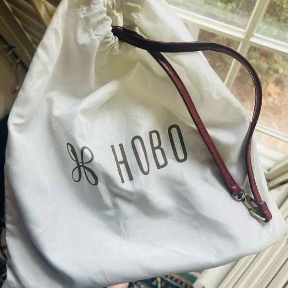 HOBO Rich Brown Leather Crossbody Bag - Picture 4 of 8